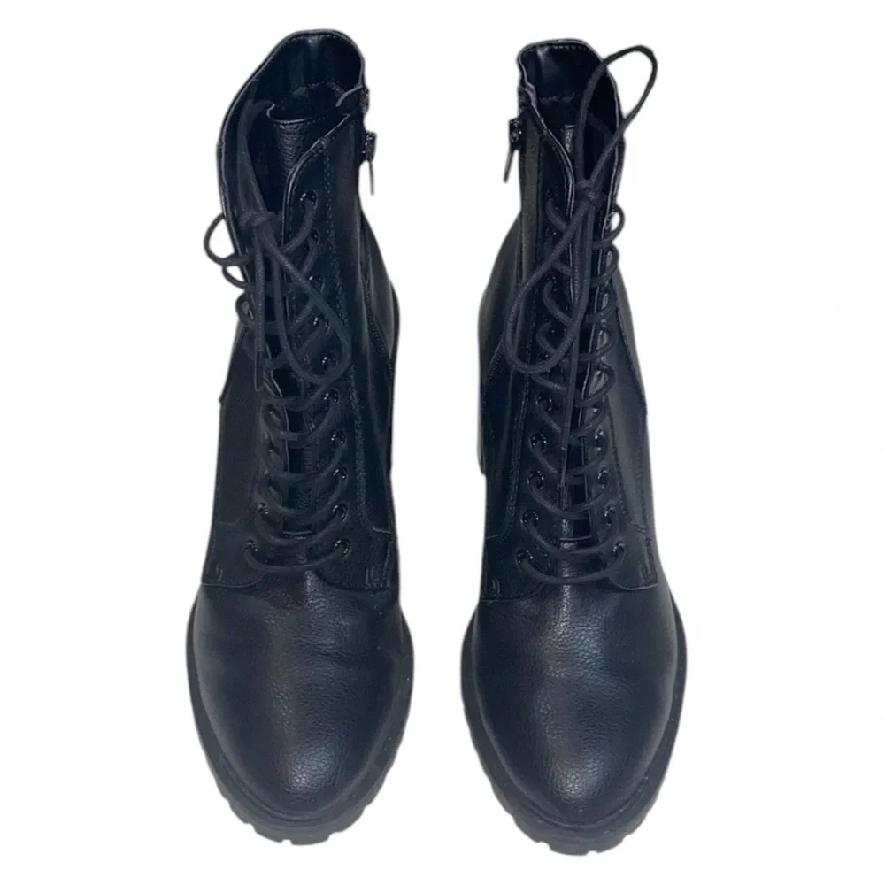 Forever 21 Black Faux Leather Ankle Boots, Size 10 - Picture 4 of 15